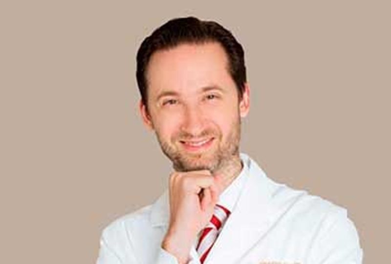 Dr. Gunther Arco